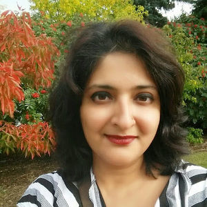 Meet your Posher, Aisha